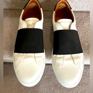 GIVENCHY men’s low top sneakers  size 12